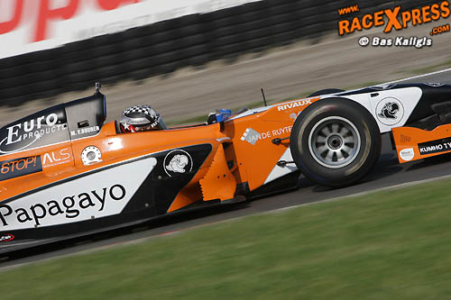 Meindert van Buuren vette demo in Auto GP